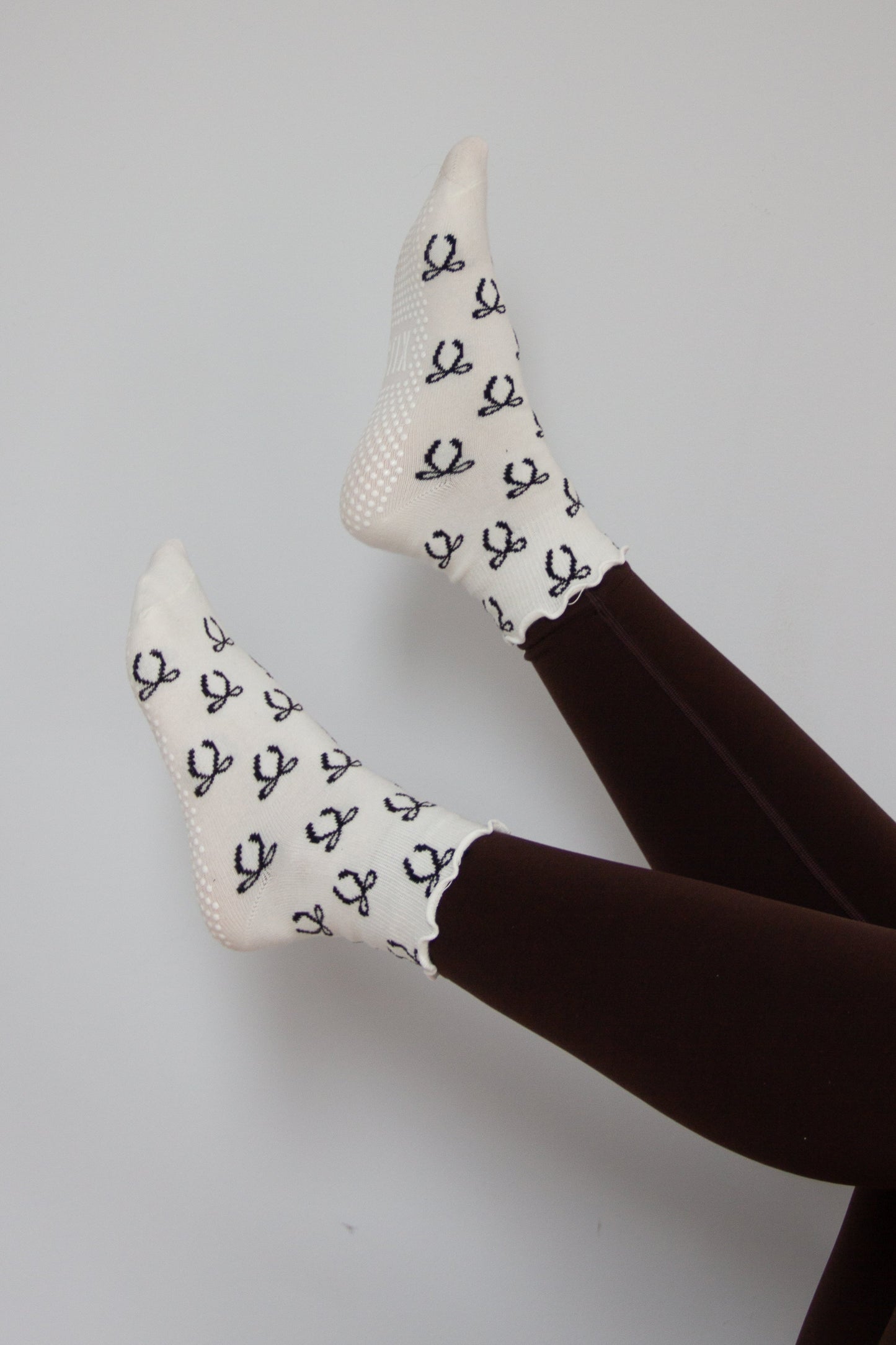 Off-White Bows